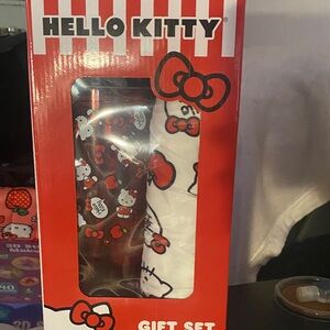 Hello Kitty Red and White Gift Set